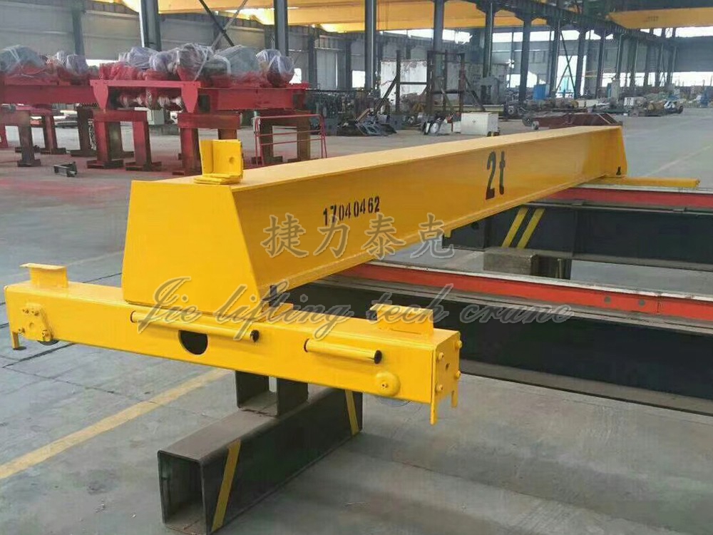 手动悬挂起重机